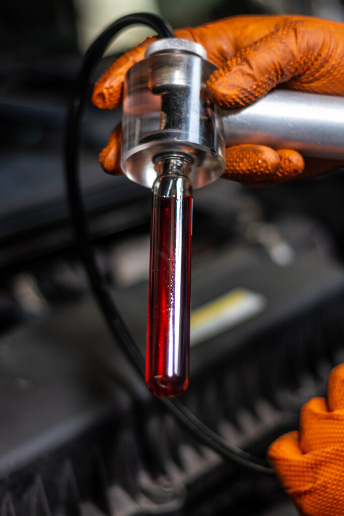 Revisión, mantención y Cambio de líquido de freno en Valdivia Garage